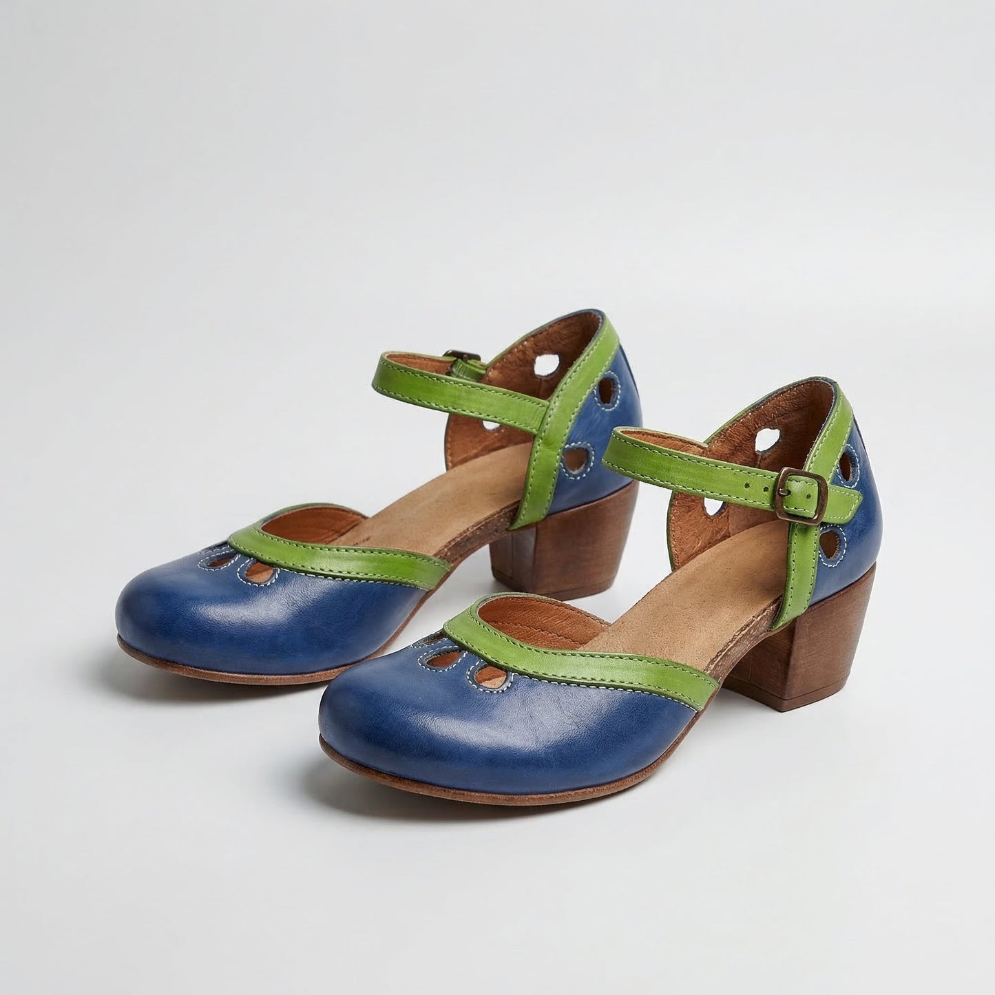 Fürth - Orthopädische Sandalen mit niedrigem Absatz